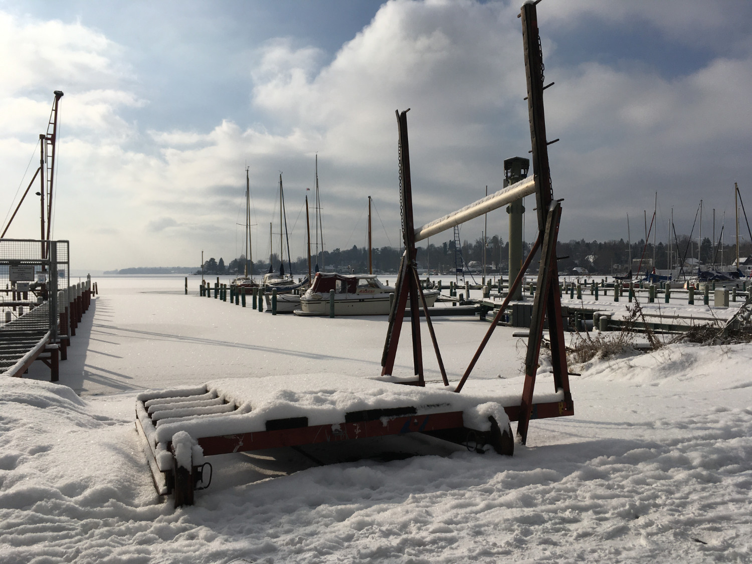 ScharfeLanke Schnee